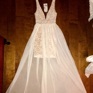 LuLu’s Make Way For Wonderful Off White Maxi Dress